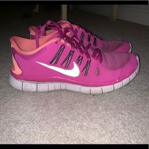Nike free runs 5.0